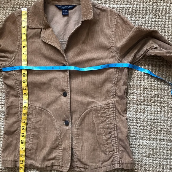 𝅺Abercrombie & Fitch size M women’s camel coloured corduroy blazer. - Picture 5 of 6